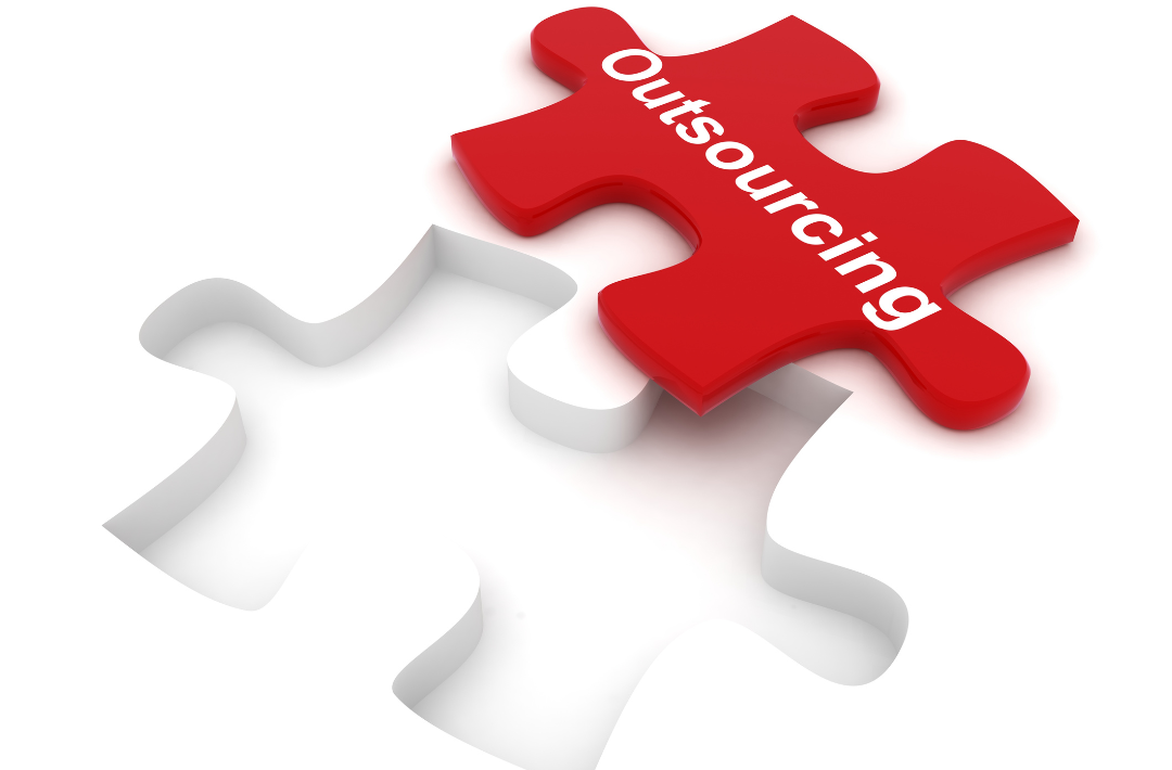 When Should You Outsource HR in California? Two Telling Indicators When Should You Outsource HR in California? Two Telling Indicators