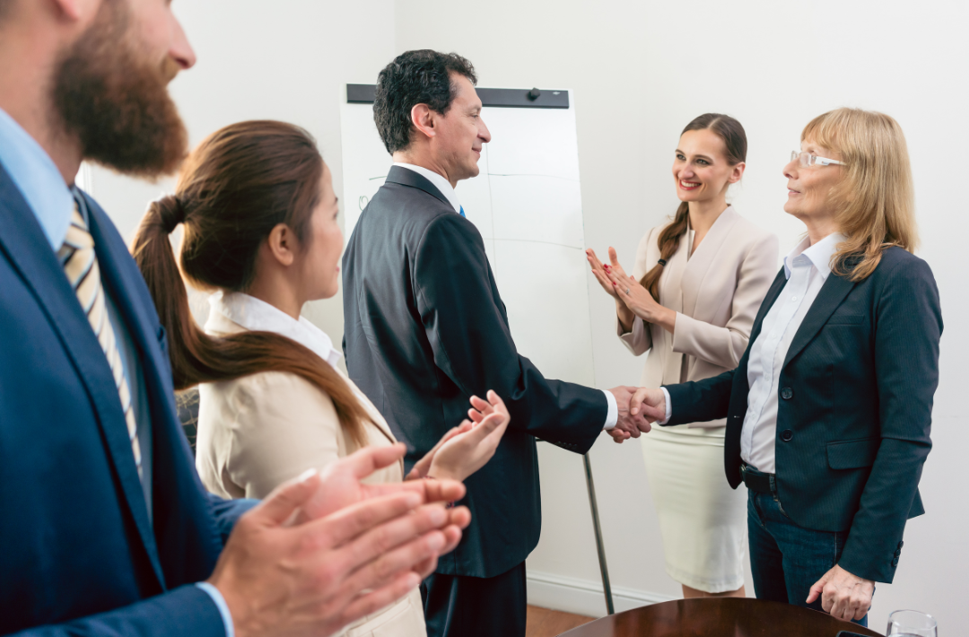 Why International Companies Need HR Support in the US Why International Companies Need HR Support in the US